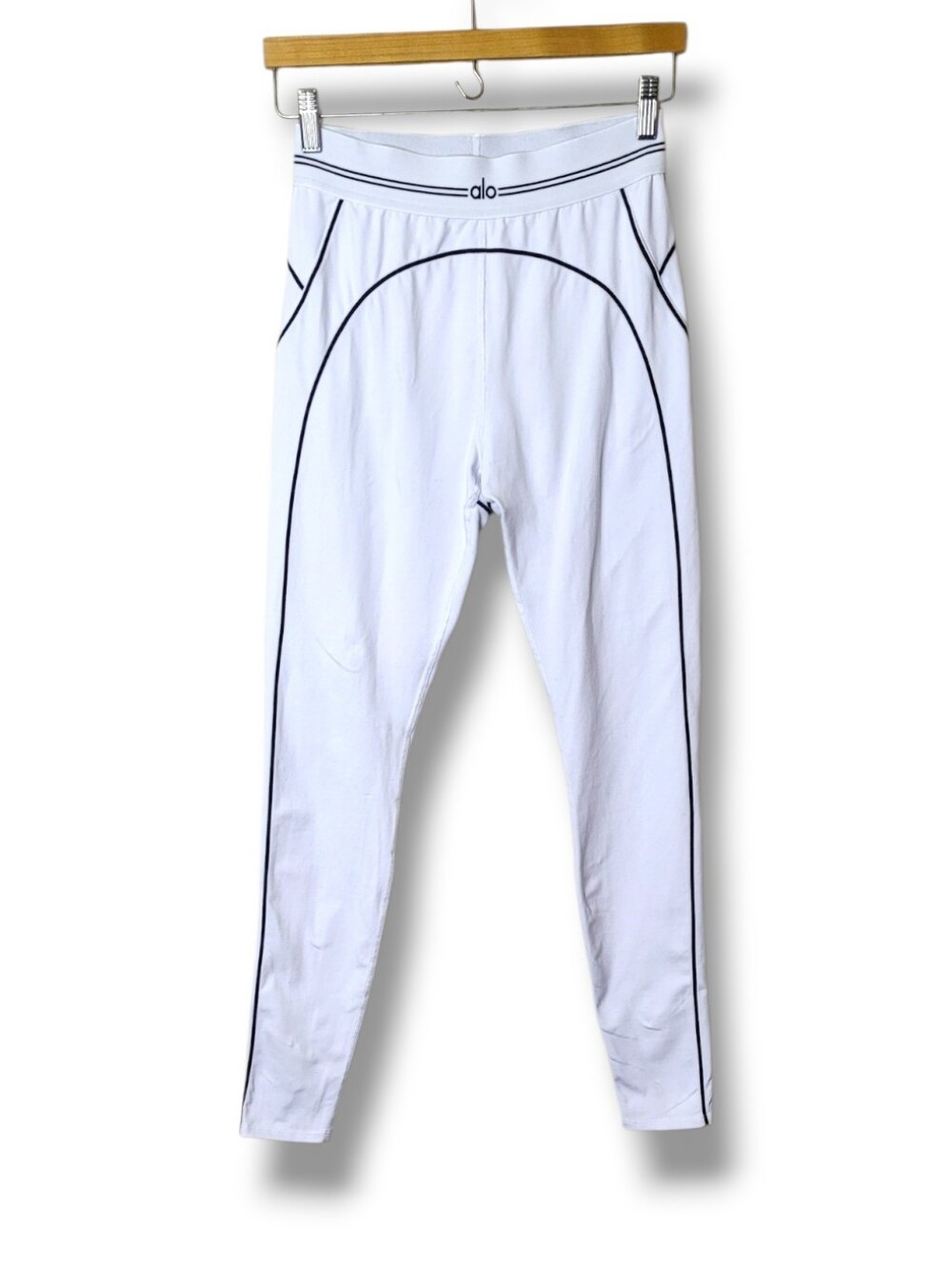ALO Yoga White Airbrush High-Waist Heart Throb Leggings - Picture 9 of 11